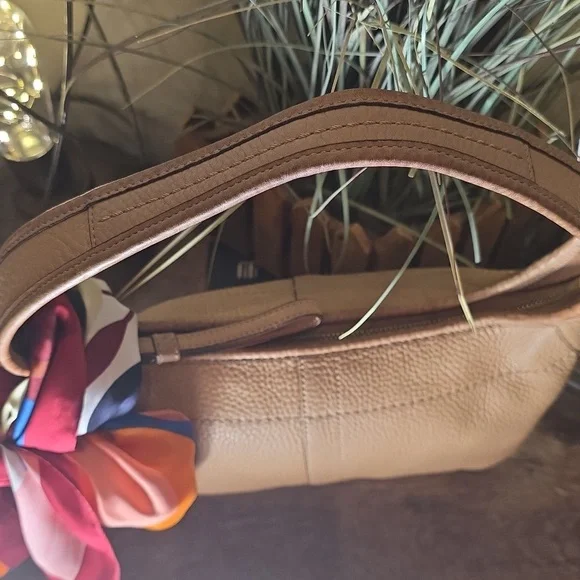 Coach ERGO MINI ZIP #11611 - Picture 3 of 8